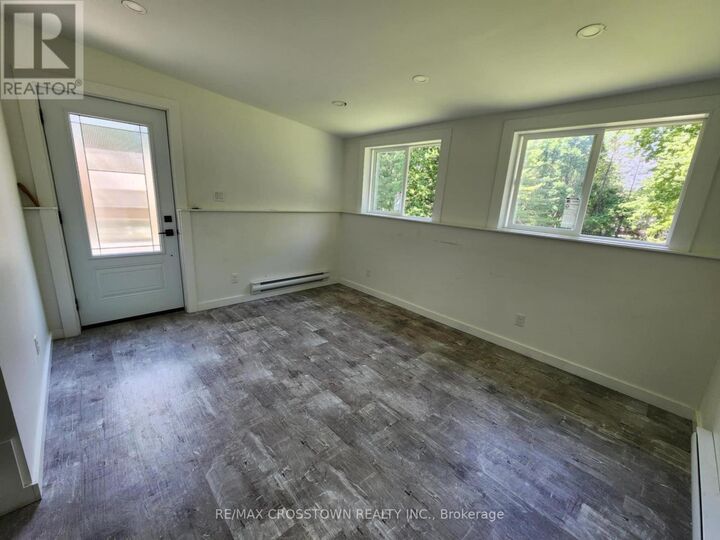 Property Photo:  154 Simcoe Street Bsmt  ON L3V 1G9 