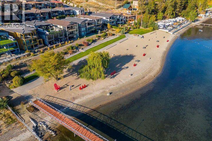 1678 Harbour View Crescent — photo 1