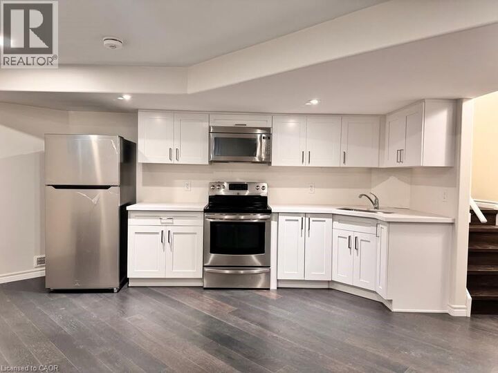 Property Photo: 908 Magdalena Court Lower ON N2E 0B3