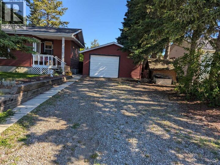 Property Photo: 306 Windsor Avenue AB T0L 2A0