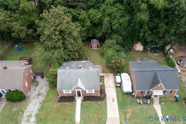 Property Photo: 705 Elko Avenue VA 23834