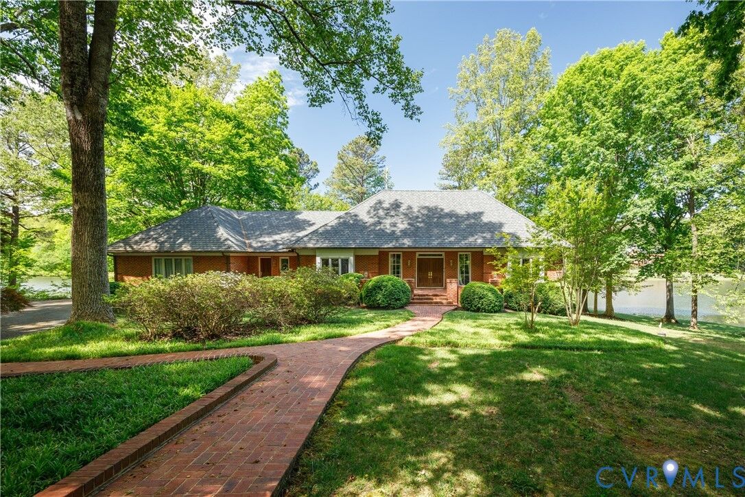 Property Photo:  14491 Three Oaks Terrace  VA 23192 