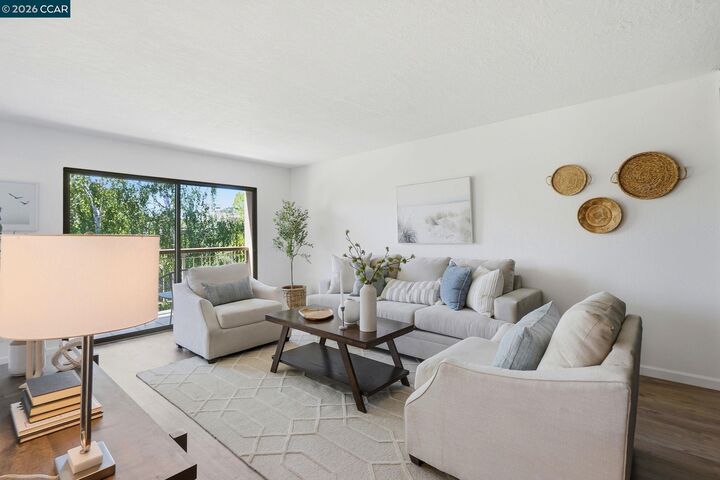 Property Photo:  460 N Civic Dr 310  CA 94596 