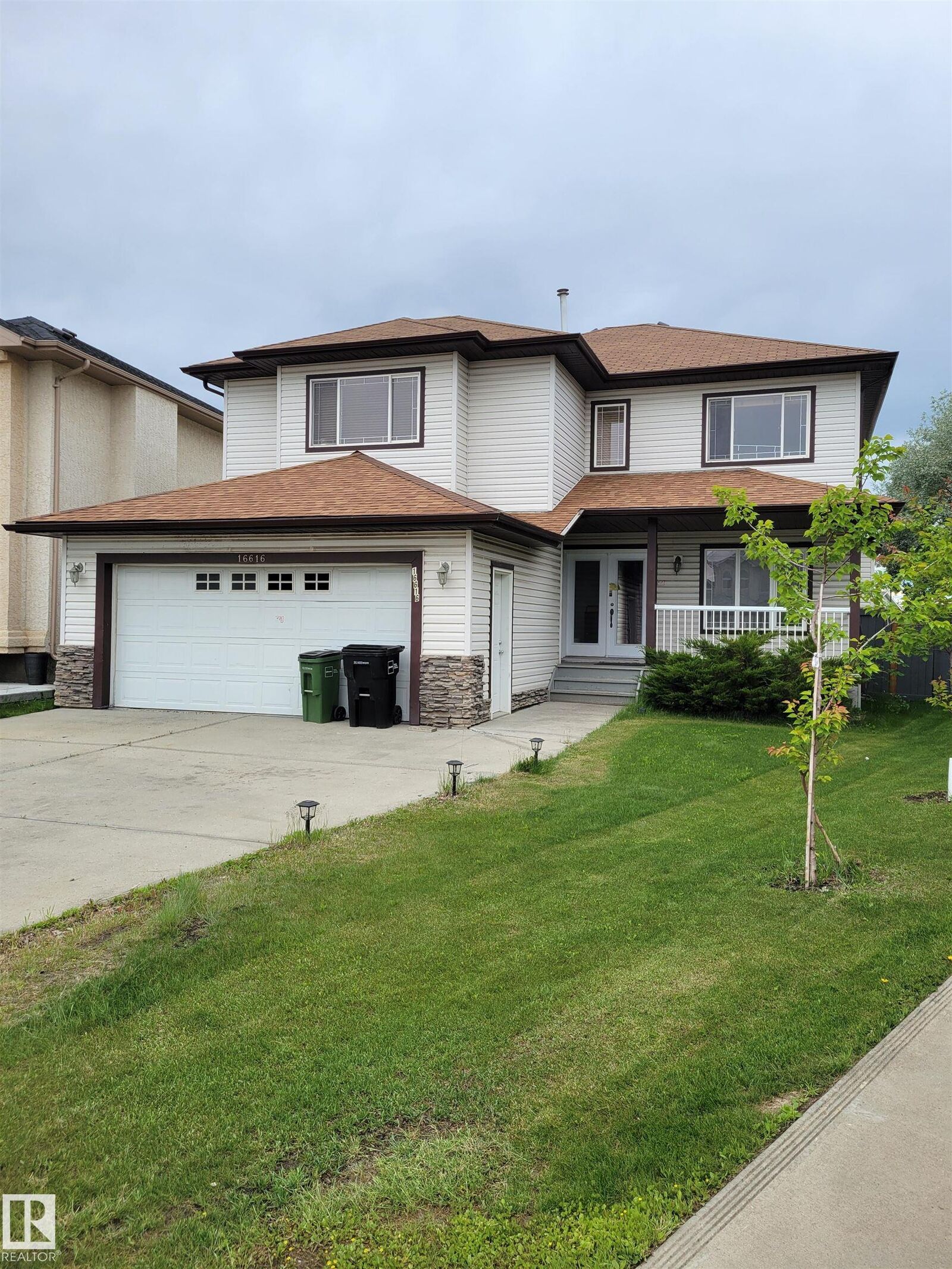 Property Photo:  16616 70 Street NW  AB T5Z 3Z8 