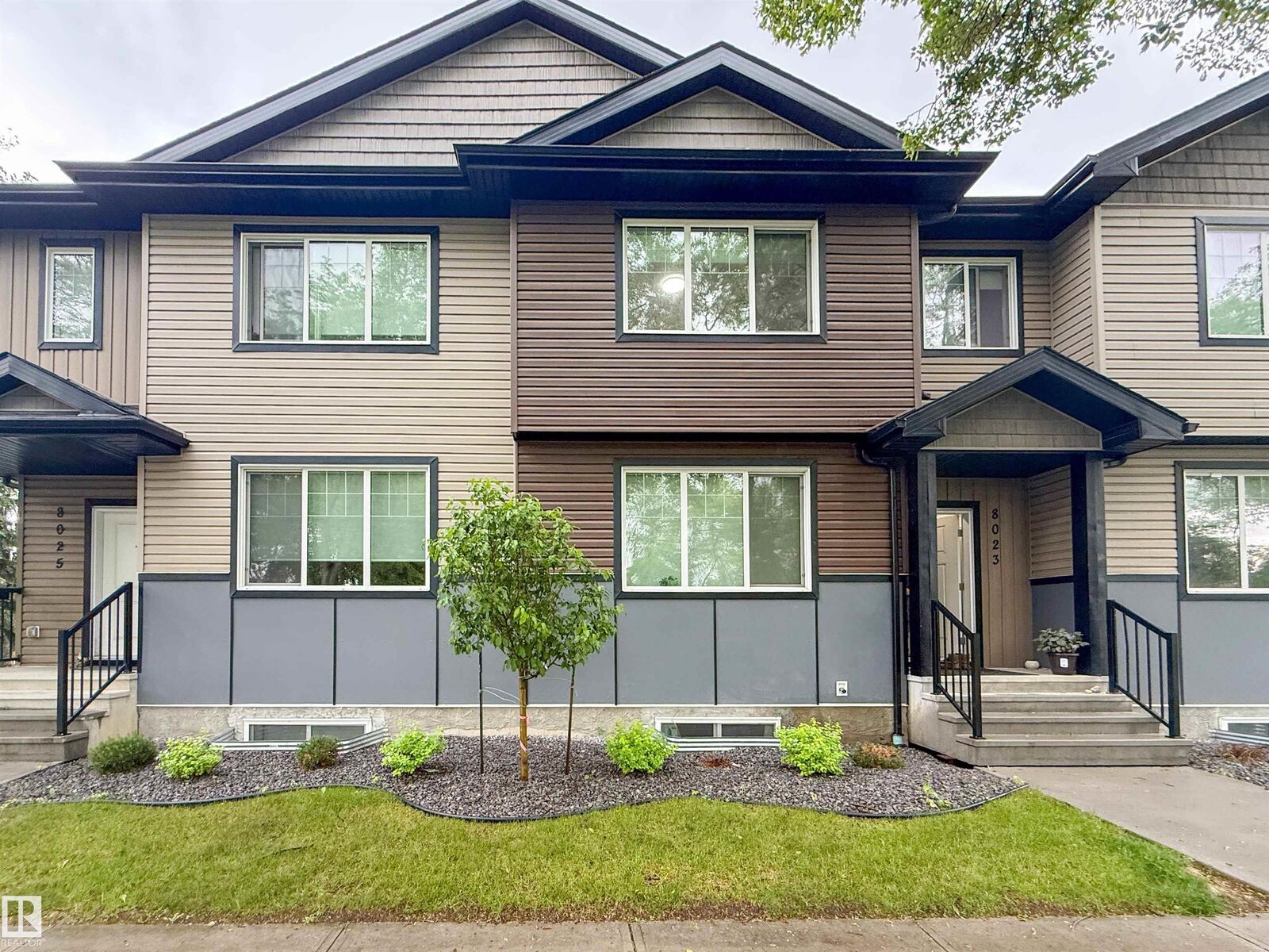 Property Photo:  8021 87 Street NW  AB T6C 4E8 