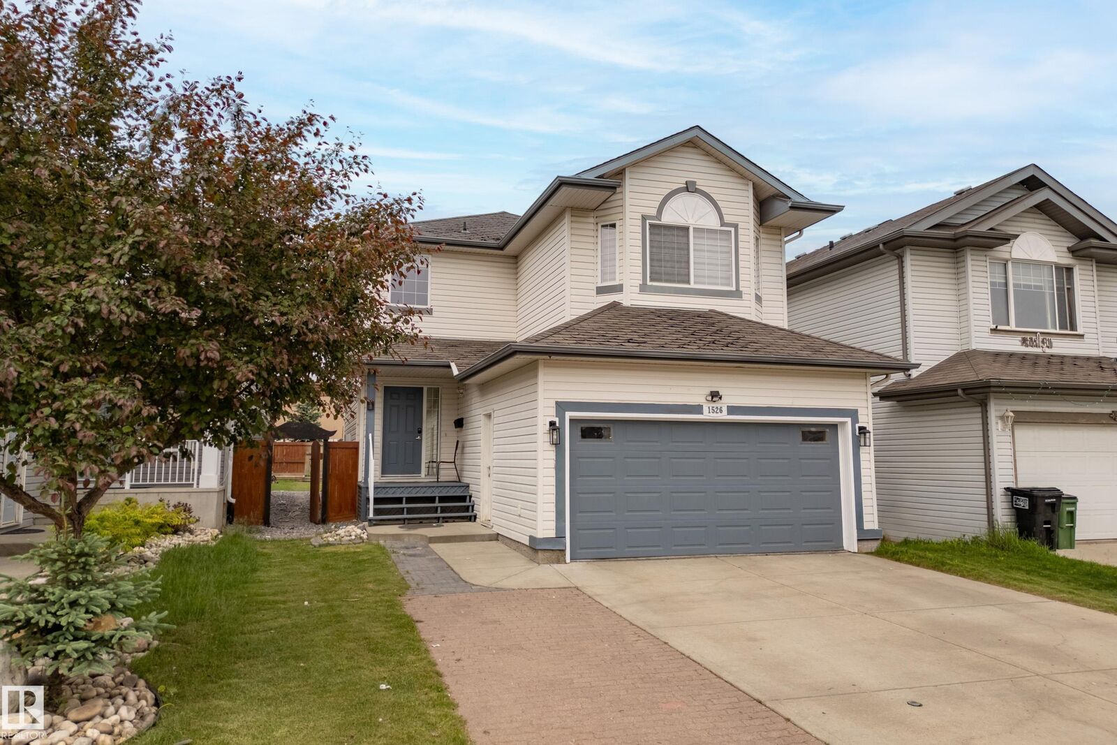 Property Photo: 1526 37C Avenue NW AB T6T 0E1