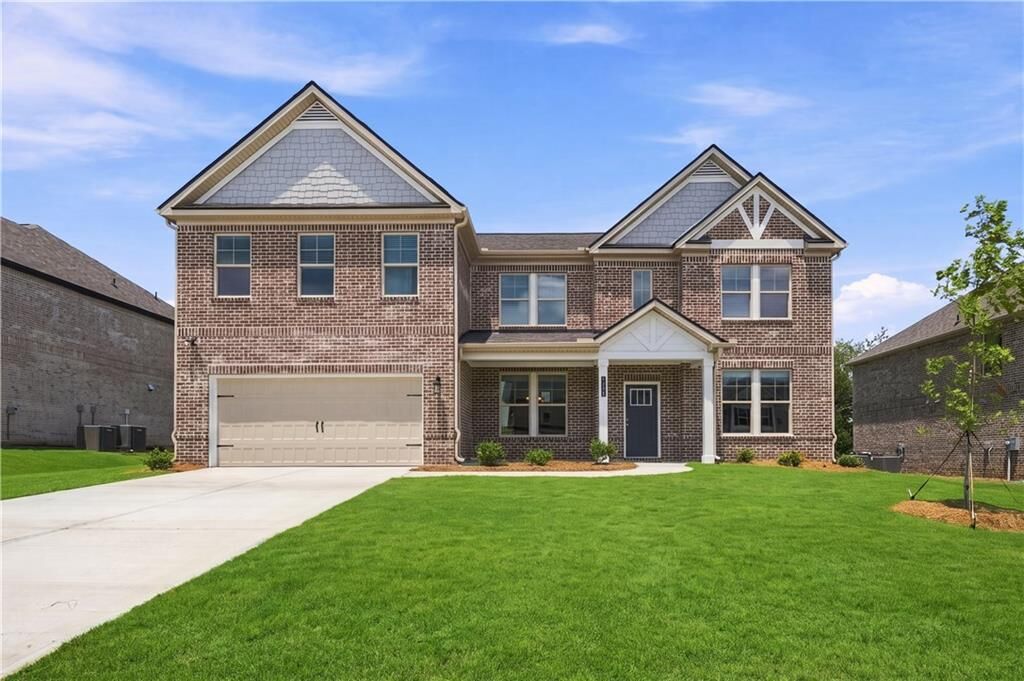 Property Photo: 2426 Cadenza Circle GA 30019