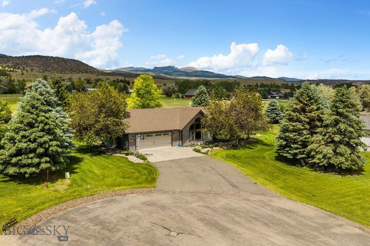 Property Photo: 45 Sphinx Mountain Court MT 59729