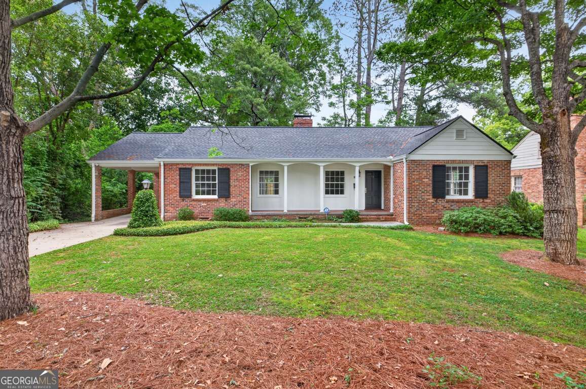 Property Photo: 225 Mount Vernon Place GA 30606