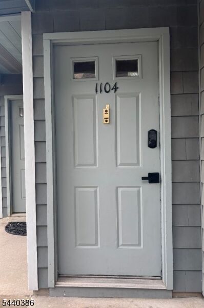 Property Photo: 1104 Woodbridge Commons Way 1104 NJ 08830