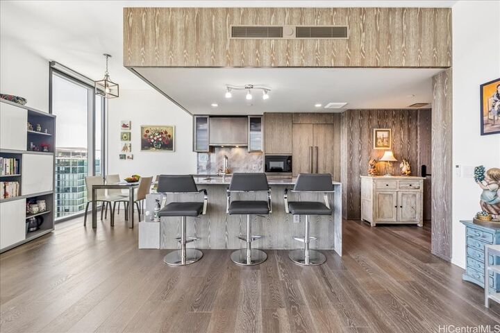 Property Photo:  1000 Auahi Street Gph 4115  HI 96814 