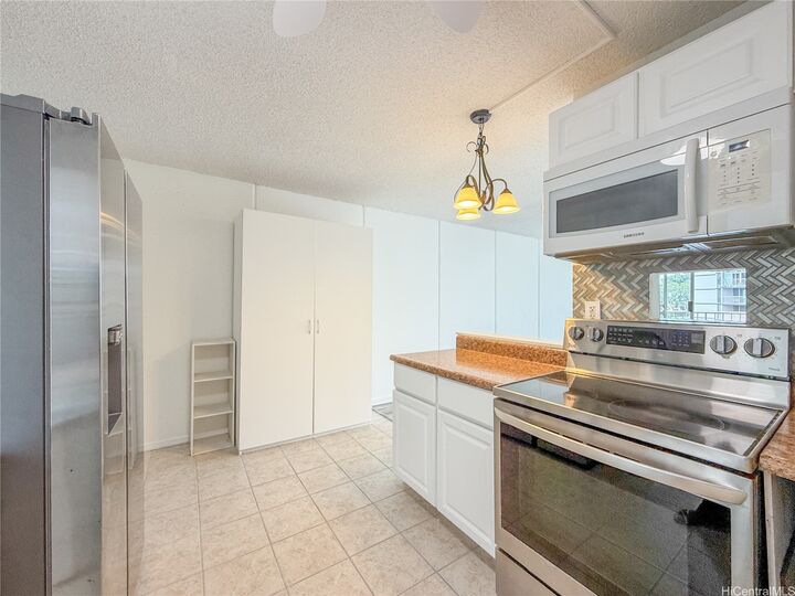 Property Photo:  95-020 Waihonu Street C804  HI 96789 
