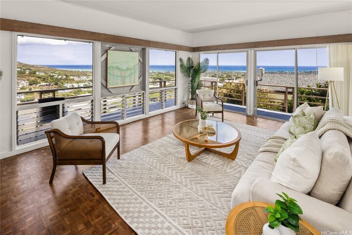 Property Photo: 1603 Paula Drive D HI 96816