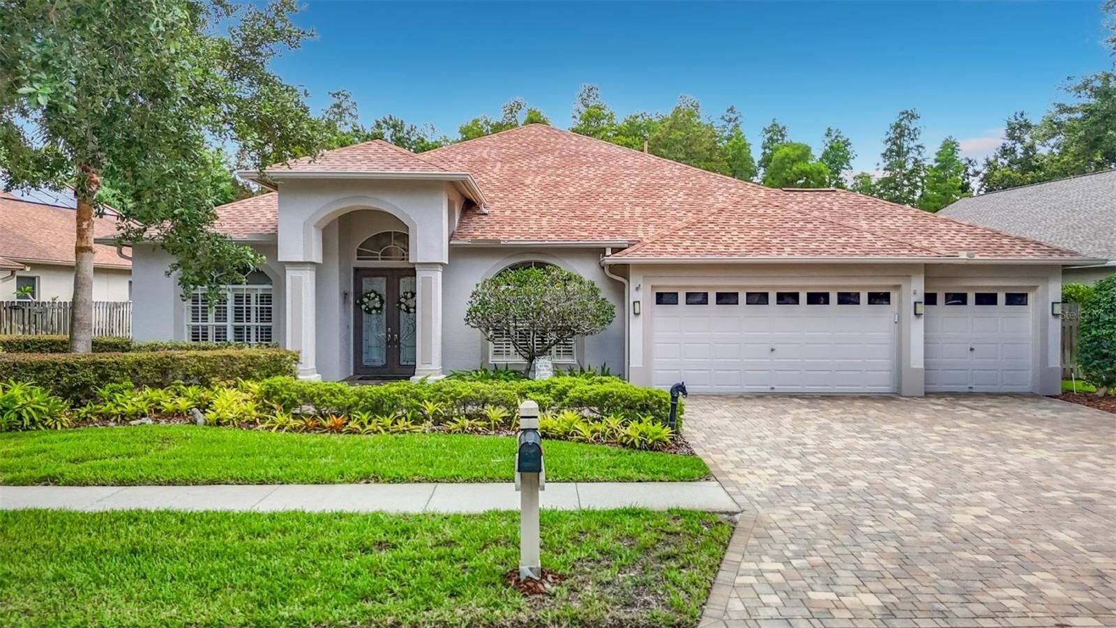Property Photo: 4706 Mirabella Place FL 33558