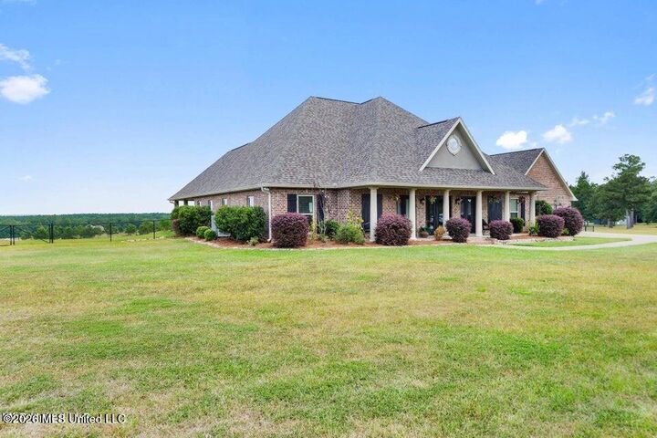 Property Photo: 74 The Hills Drive MS 39426
