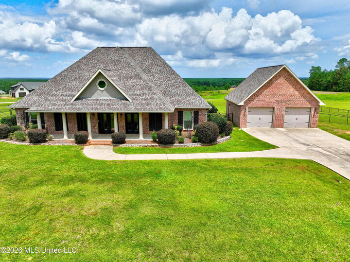 Property Photo:  74 The Hills Drive  MS 39426 