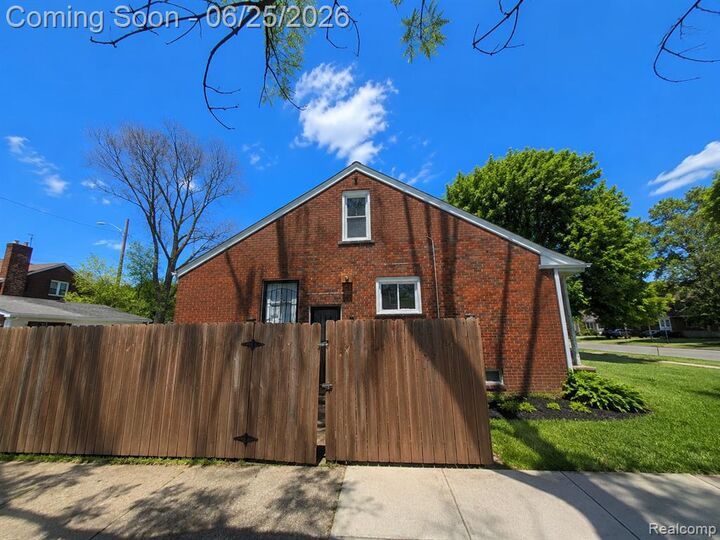 Property Photo:  20005 Regent Drive  MI 48205 1277 