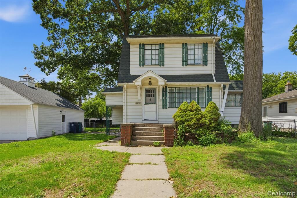 Property Photo: 1214 McLean Avenue MI 48067 3492