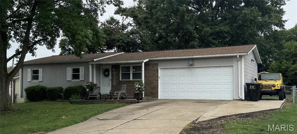 Property Photo:  15 Junction Drive  MO 63369 