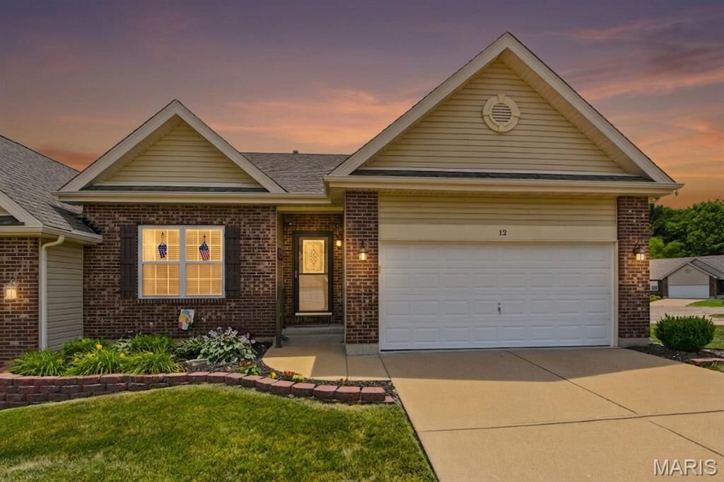 Property Photo:  12 Parkville Lane  MO 63028 