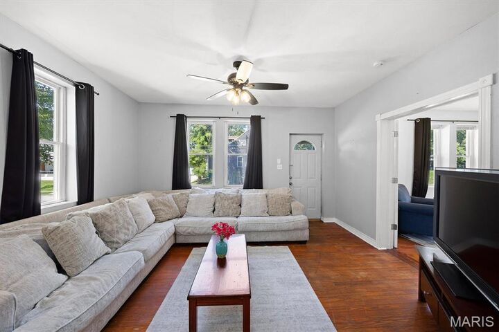 Property Photo:  920 S 5th Street  IL 62220 