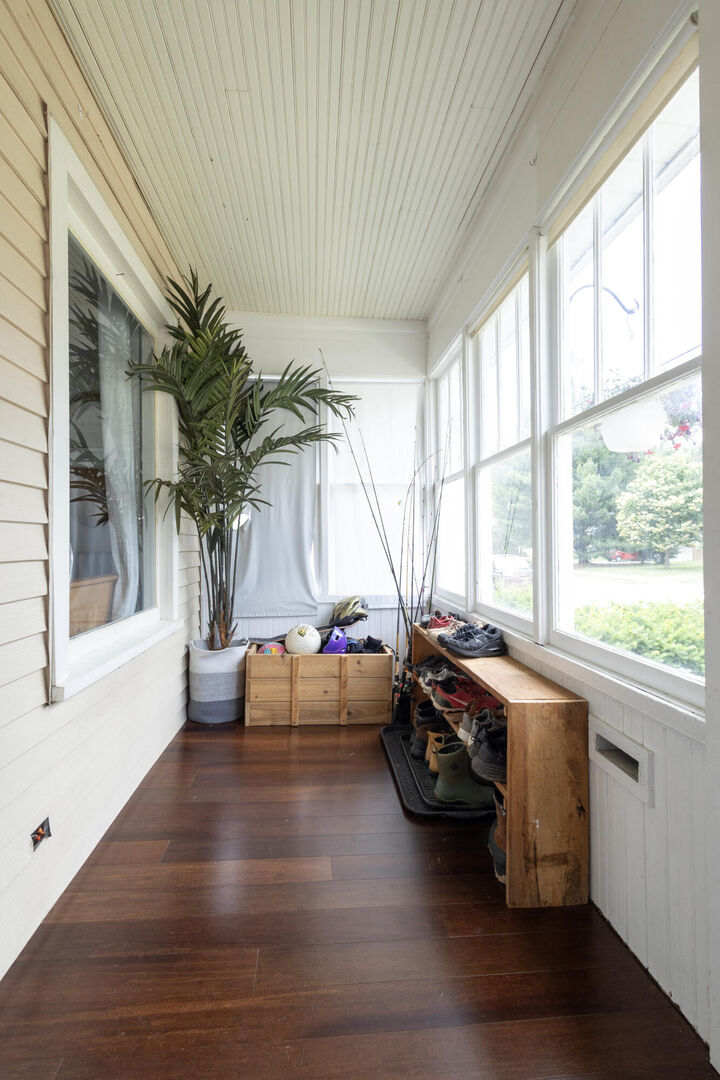 Property Photo:  423 W South St  WI 53066 