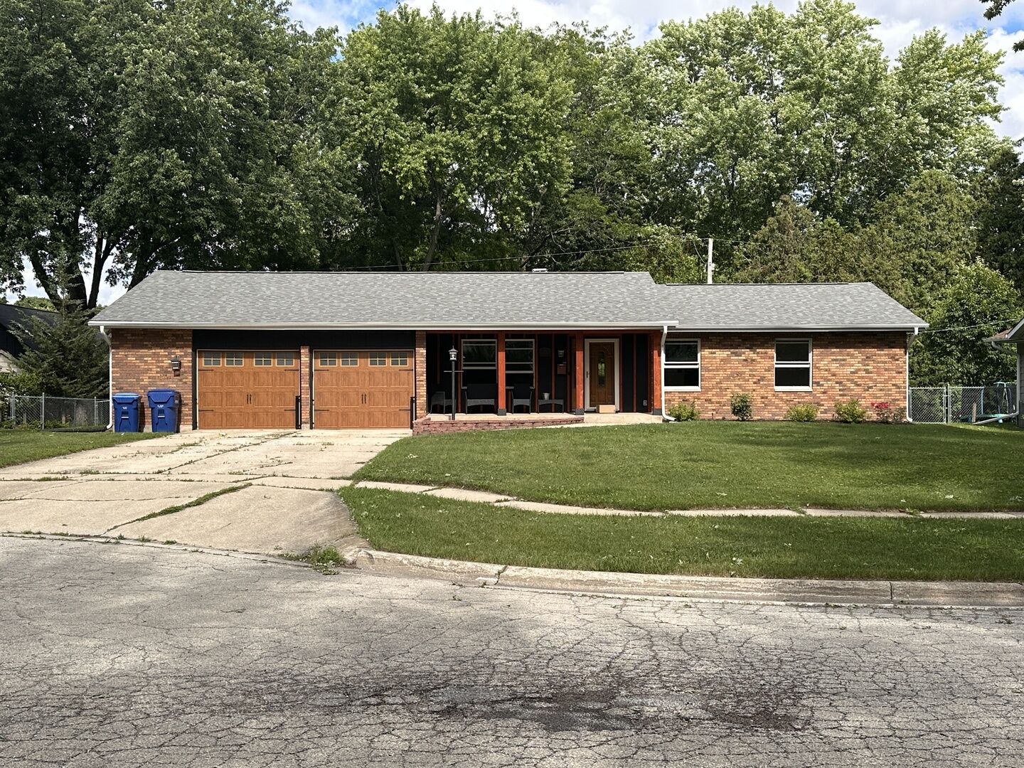 Property Photo: 114 Ebbesen Drive IL 60115