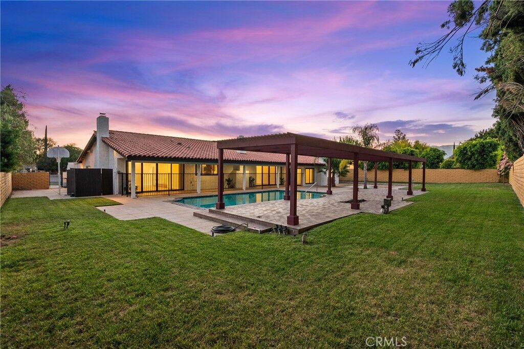 Property Photo:  9724 Bothwell  CA 91324 