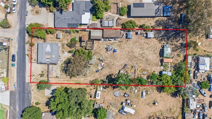 Property Photo:  750 Calle Bendita  CA 93420 