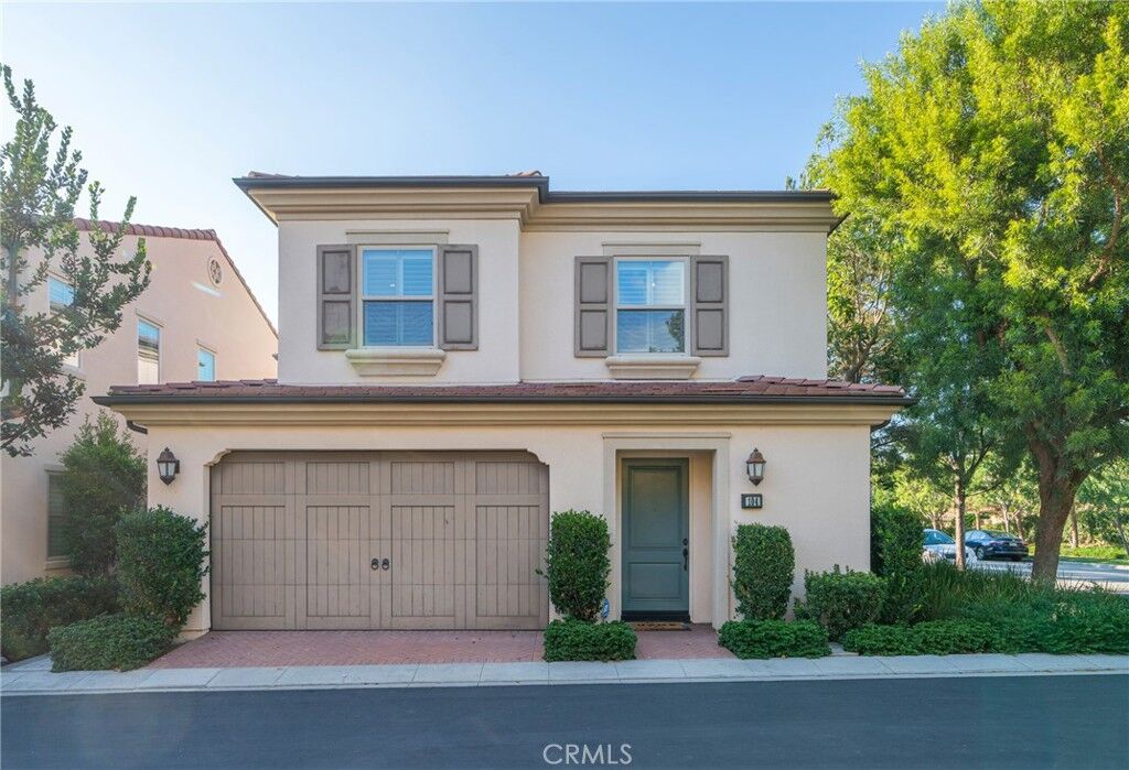 Property Photo:  104 Pendant 43  CA 92620 