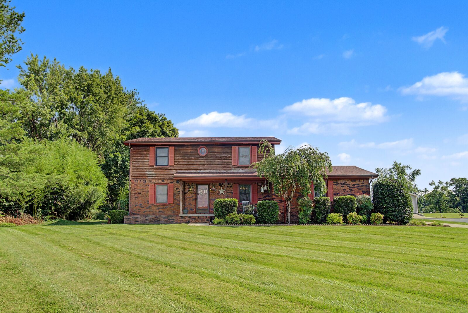 Property Photo: 105 Sonoma Dr TN 37083