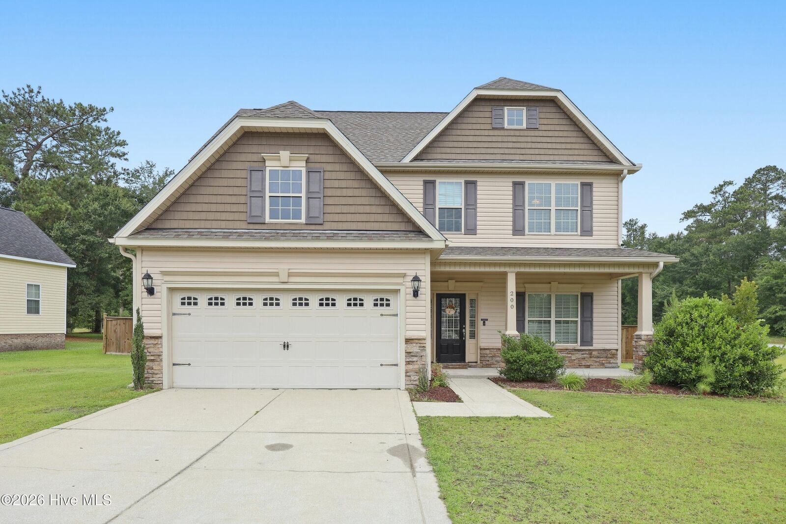 Property Photo: 200 Wedgefield Circle NC 28454