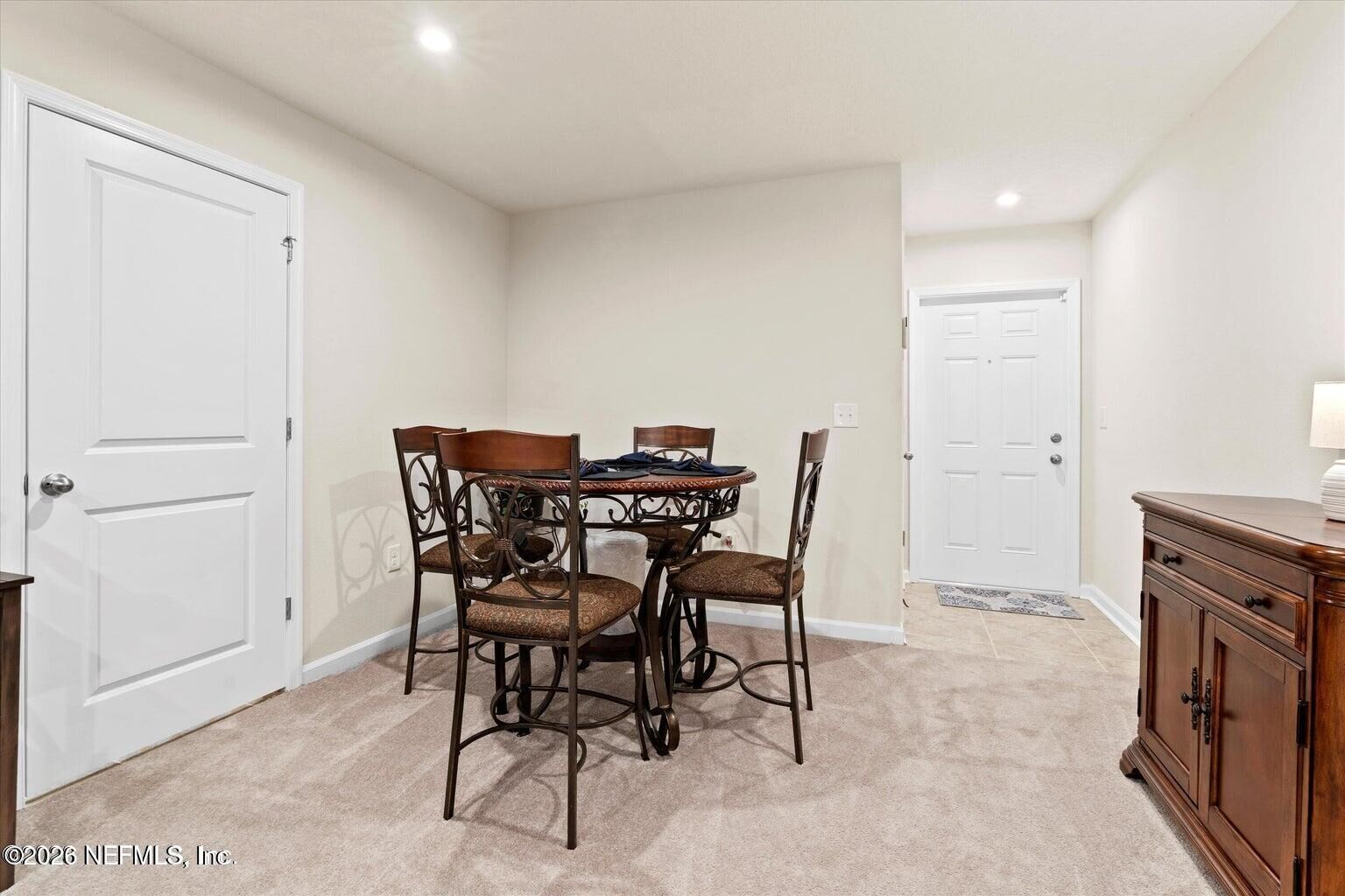 Property Photo:  5893 Creekside Crossing Drive  FL 32210 