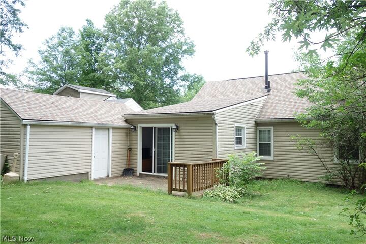 Property Photo:  871 Overlook Avenue  OH 44266 