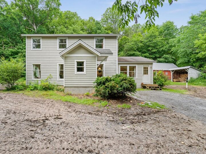 Property Photo:  31 Burroughs Farm Road  VT 05456 
