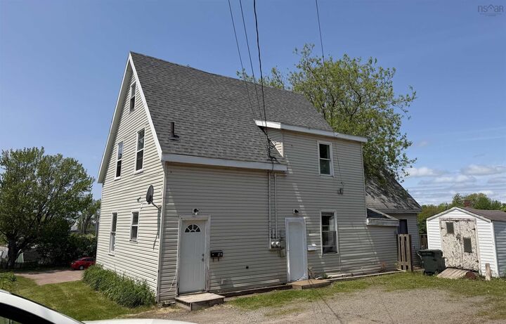 8 East Pleasant Street — photo 1