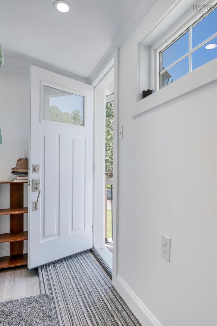 Property Photo:  90 Crescent Street  NS B4V 2C7 