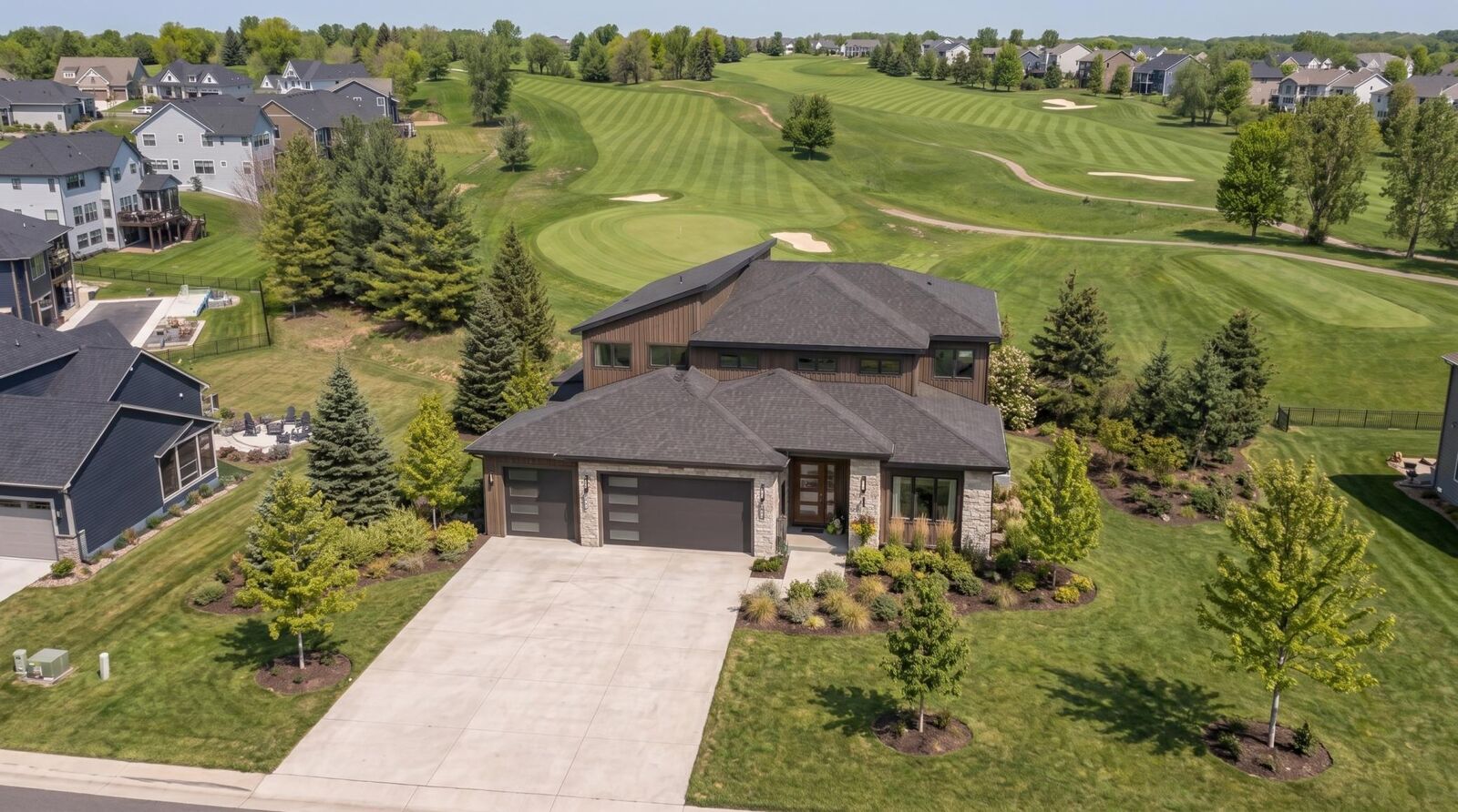 Property Photo:  1353 Palmer Drive N  MN 55042 