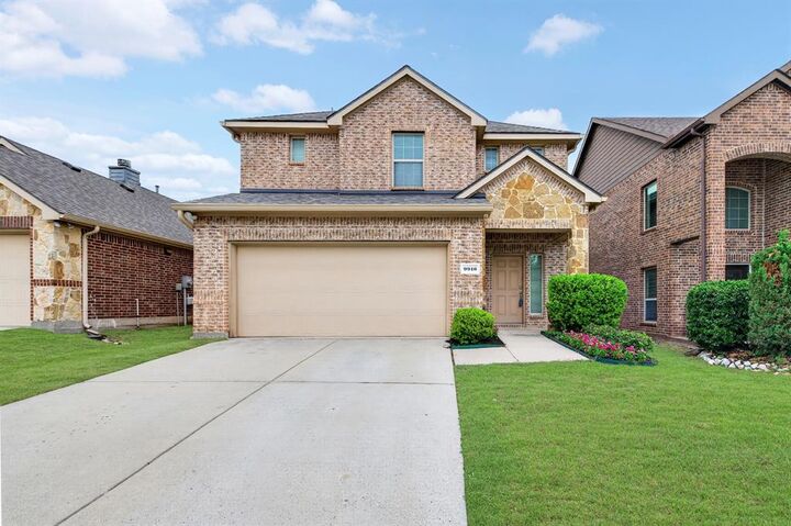Property Photo: 9916 Copperhead Lane TX 75071