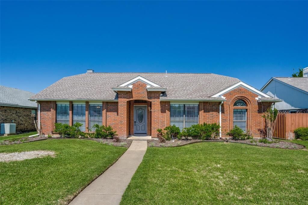 Property Photo:  6801 Vero Drive  TX 75023 