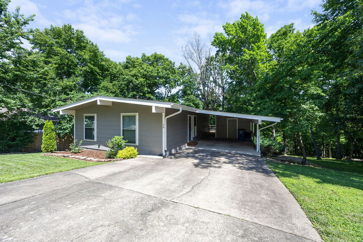 Property Photo: 14 Gamlingay Lane AR 72714