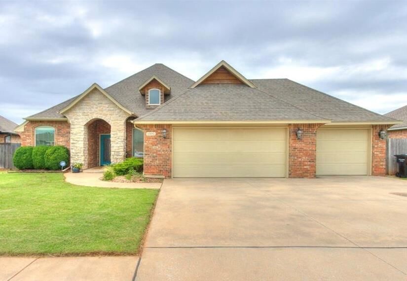 Property Photo:  1105 Julies Trail  OK 73160 