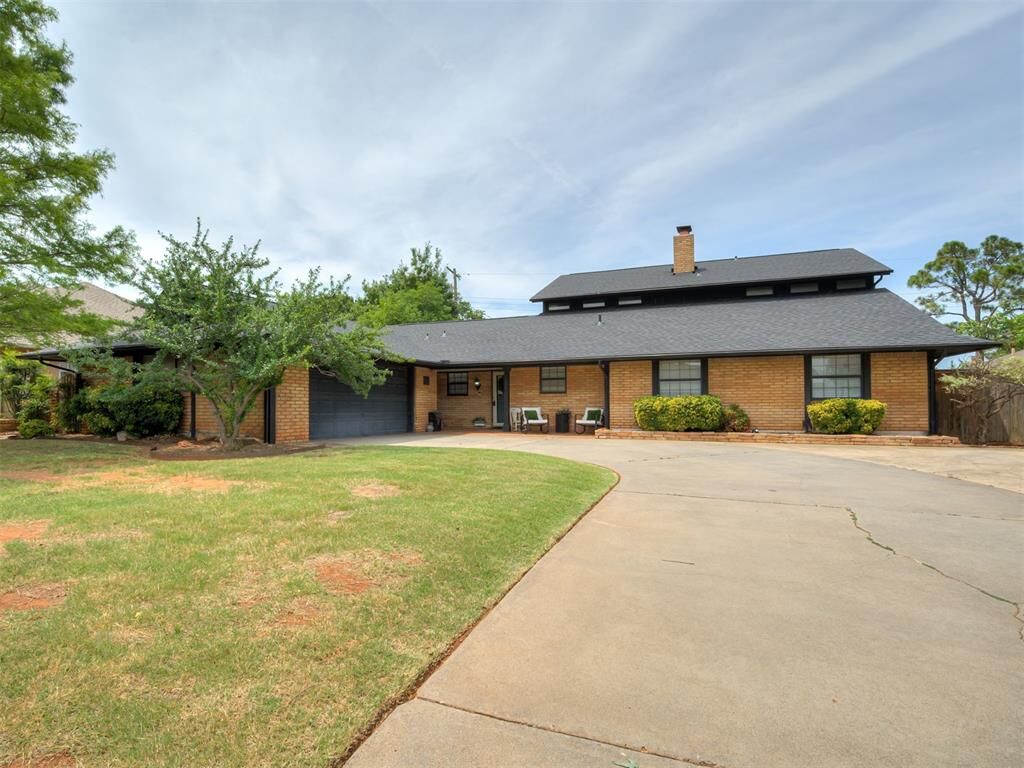Property Photo:  3833 NW 65th Street  OK 73116 
