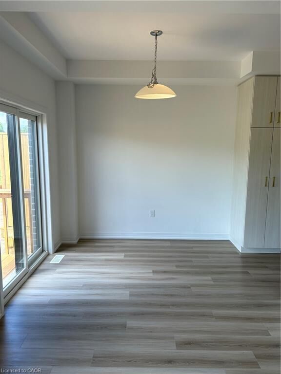 Property Photo:  102 Gort Avenue  ON N3L 3K2 