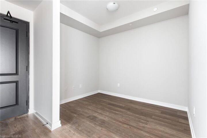 Property Photo:  870 Queenston Road 304  ON L8G 0B9 