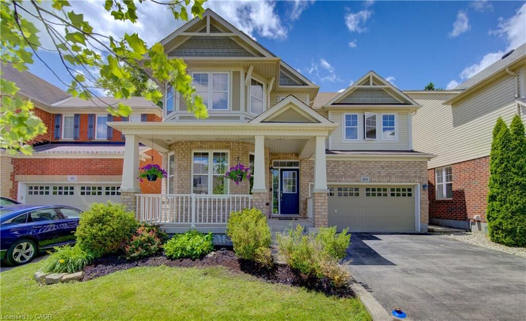 Property Photo: 184 Fletcher Circle ON N3C 0B5