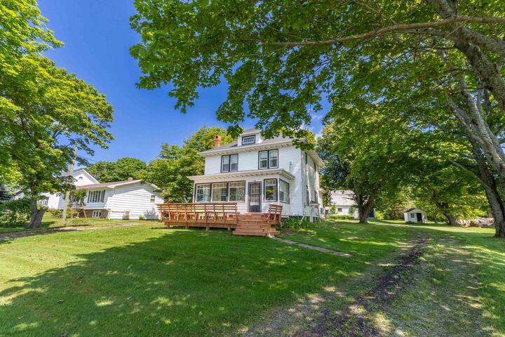 Property Photo:  31 Breakwater Street  PE C0A 2B0 