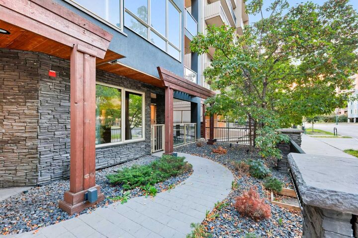 Property Photo: 1029 15 Avenue SW 103 AB T2R 0S5