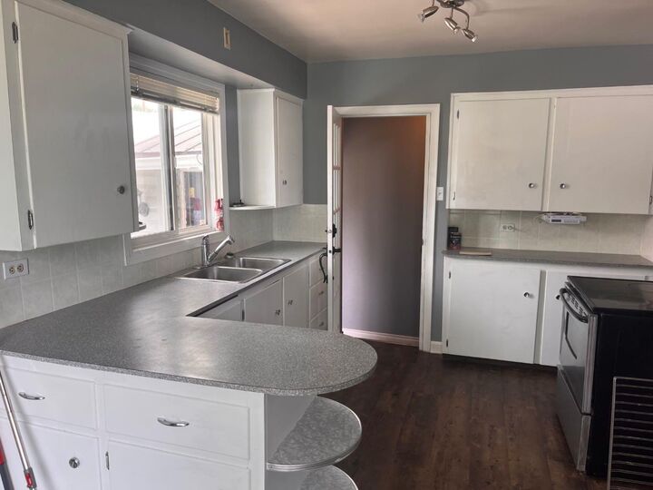 Property Photo: 213 2nd Avenue AB T0K 1M0