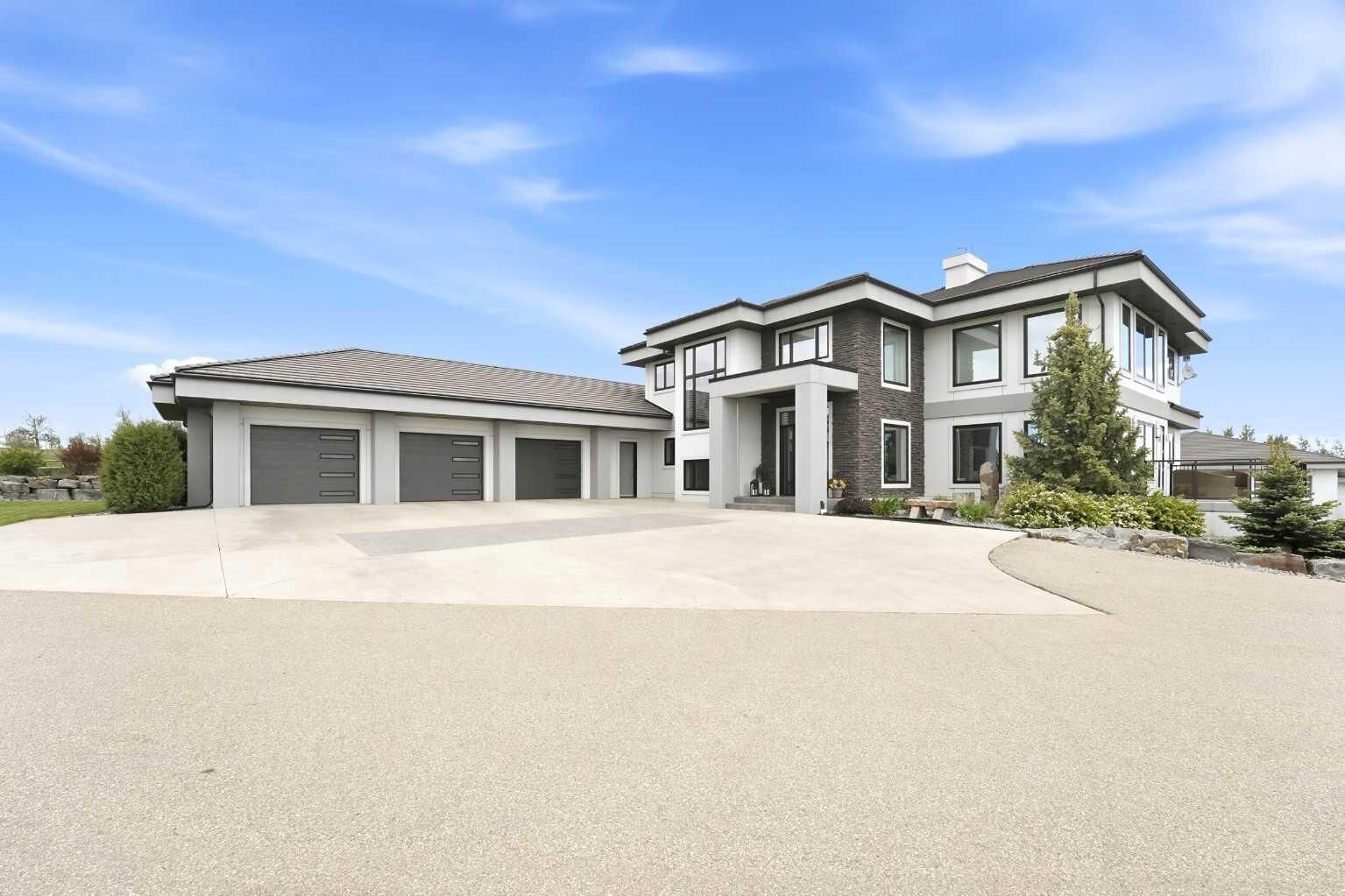 Property Photo: 255038 Township Road 434 AB T4J 1R2